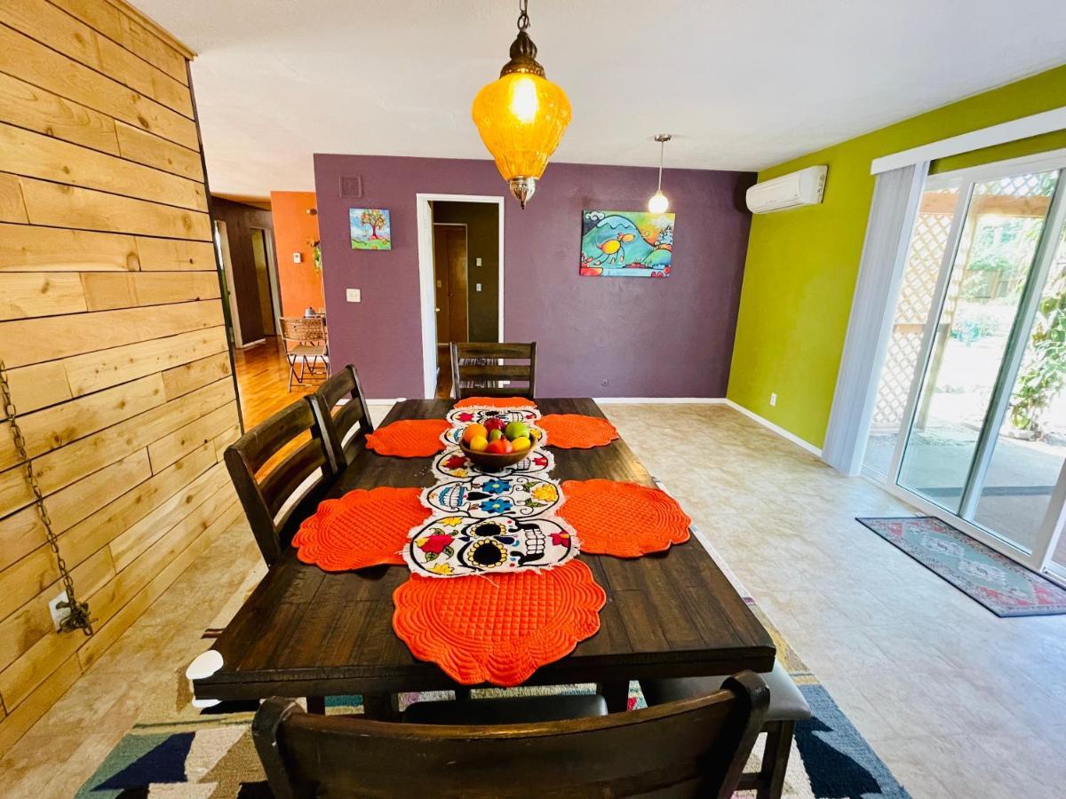 Colorful 50'S Ranch In The Heart Of Eugene Villa Exterior photo