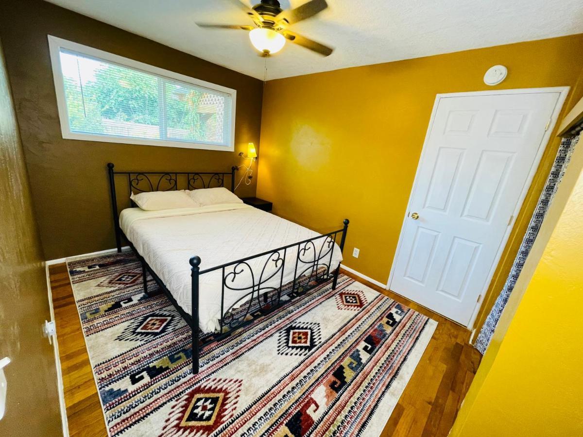 Colorful 50'S Ranch In The Heart Of Eugene Villa Exterior photo